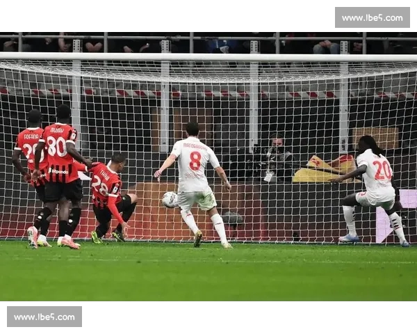 意甲精彩赛事全程直播，畅享顶级足球盛宴实时战况分析